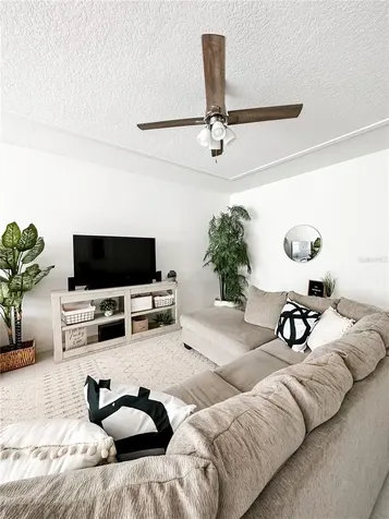Apopka FL 32703