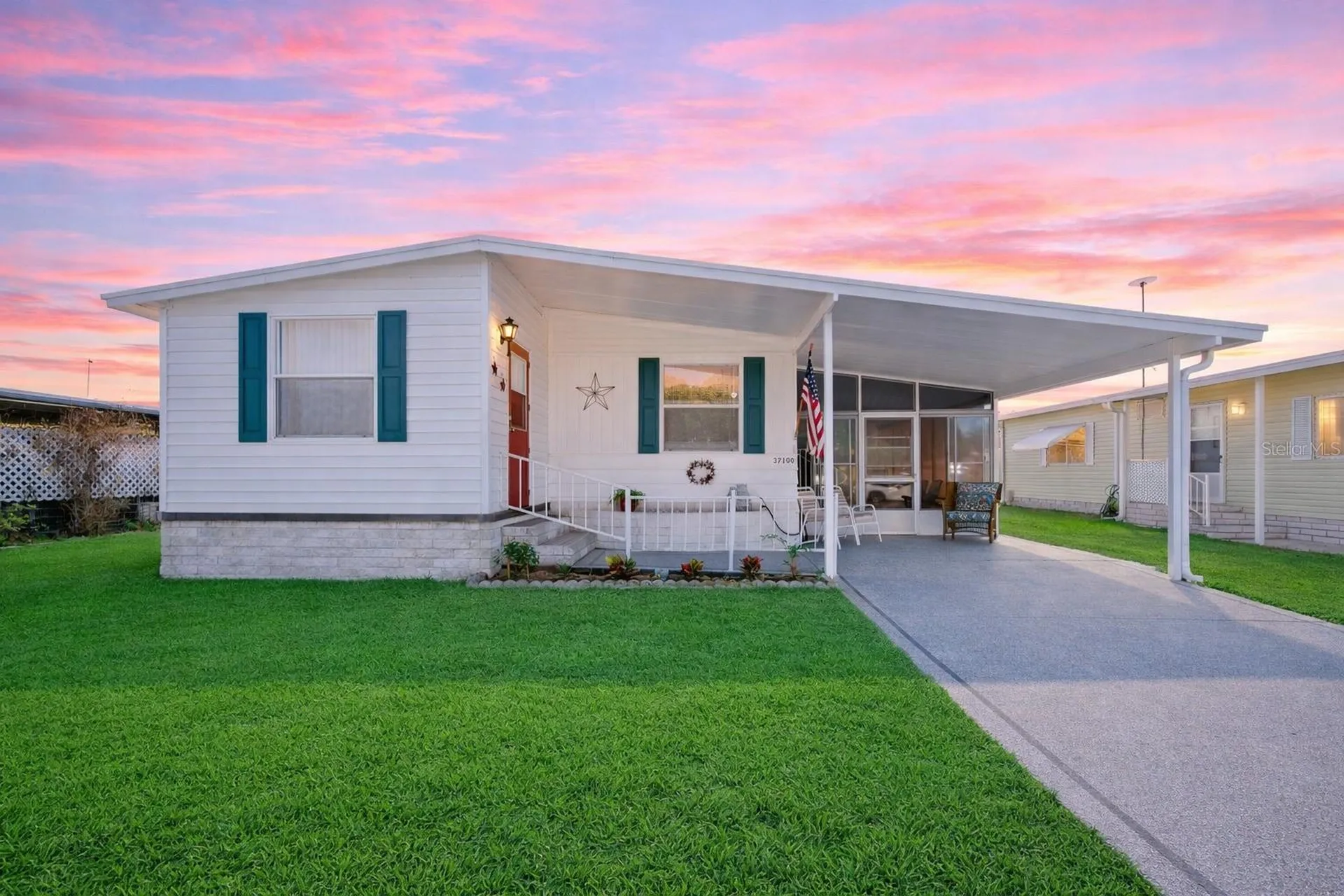 37100 8th Avenue Zephyrhills FL 33542