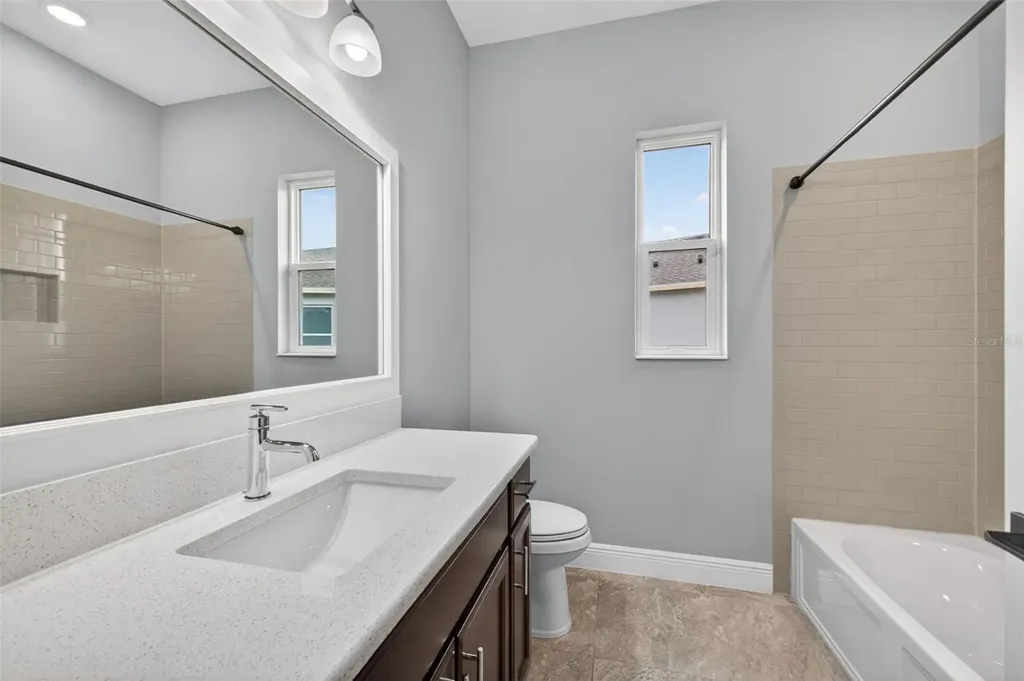 3954 Kennebunk Loop Mount Dora FL 32757