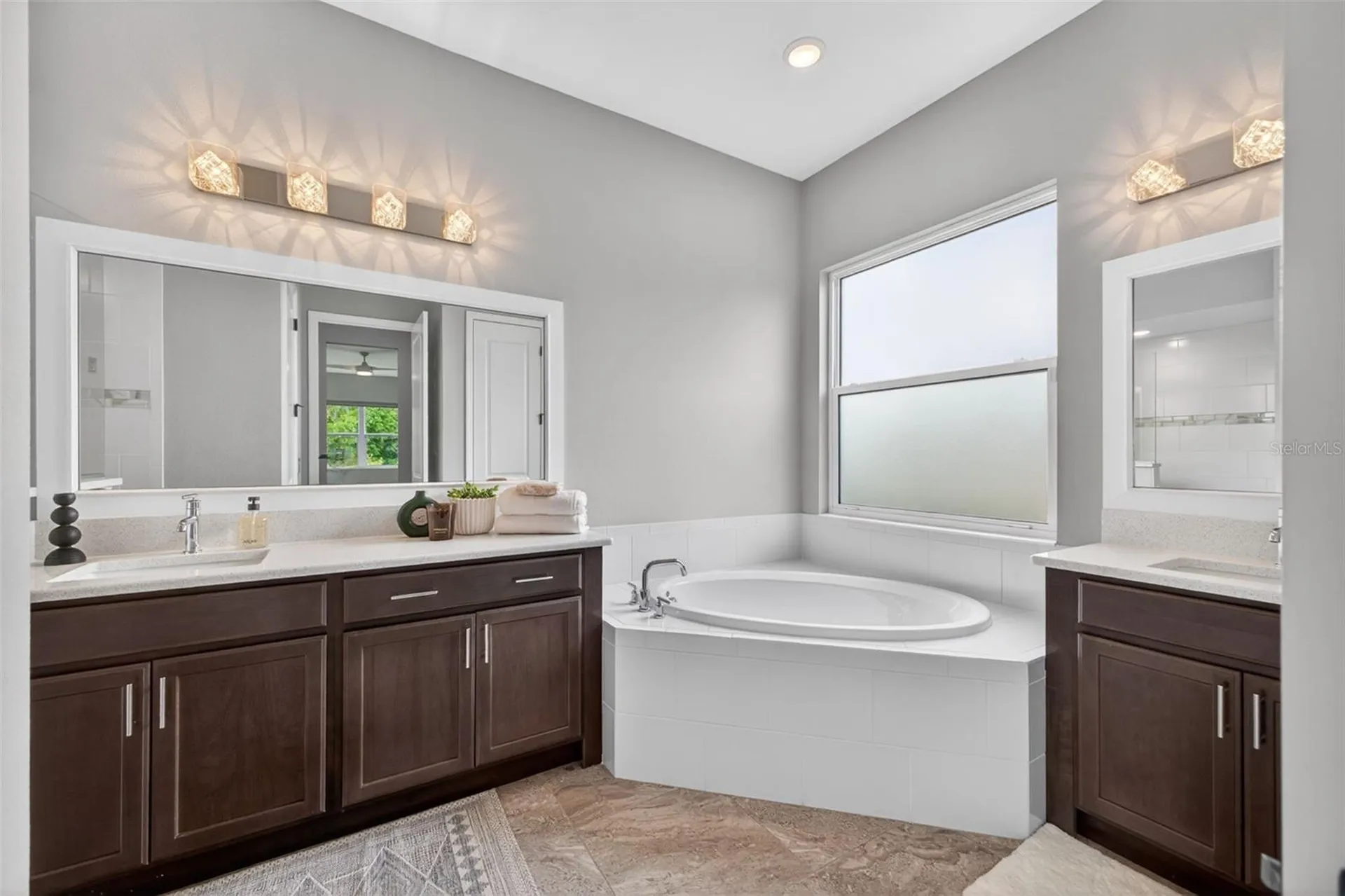 3954 Kennebunk Loop Mount Dora FL 32757