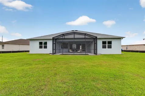 3954 Kennebunk Loop Mount Dora FL 32757