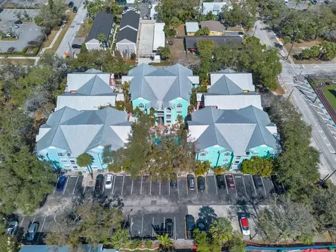 3002 W Cleveland Street Tampa FL 33609