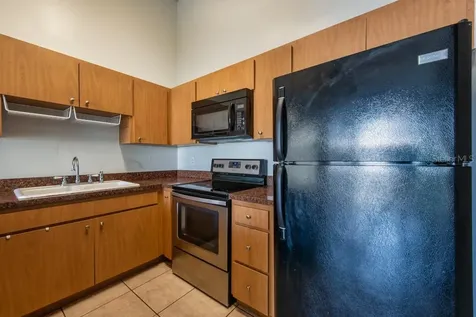 3002 W Cleveland Street Tampa FL 33609