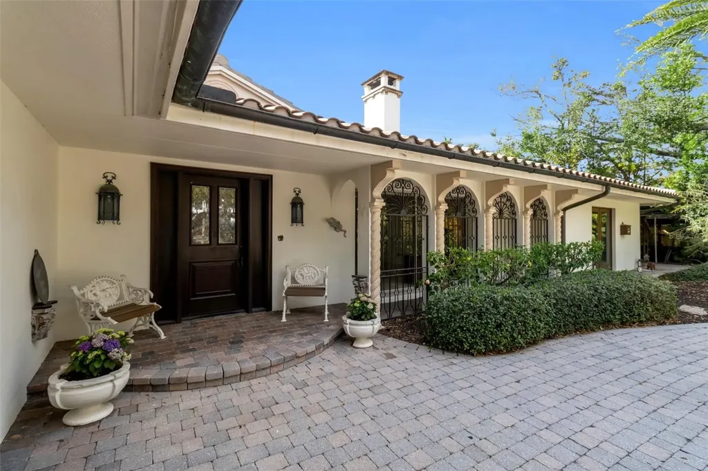 1504 S Lodge Drive Sarasota FL 34239