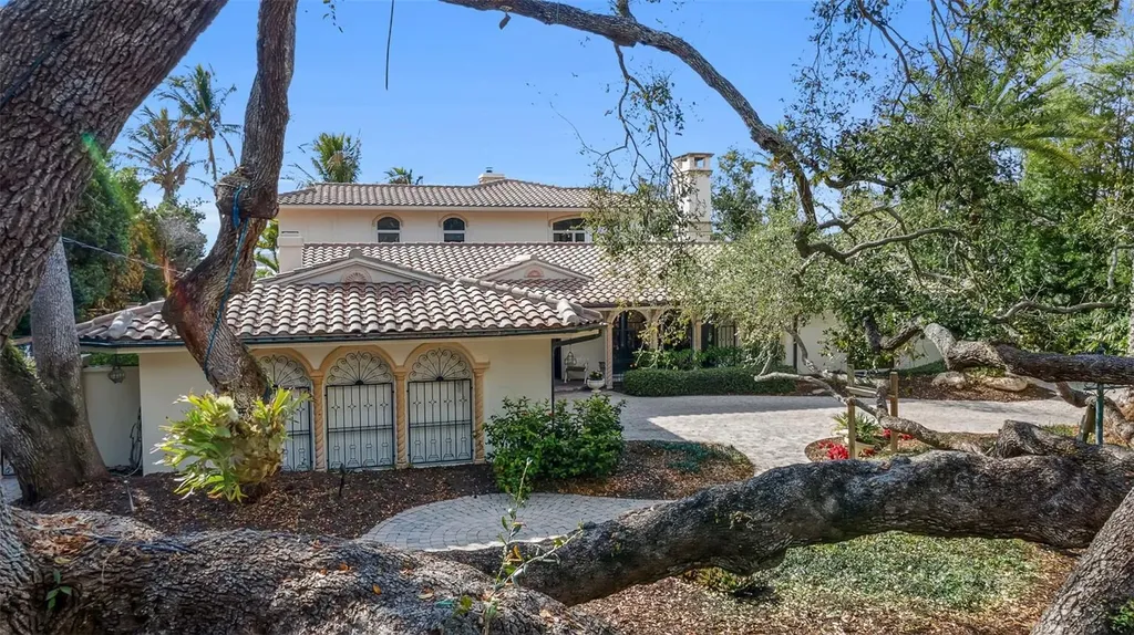1504 S Lodge Drive Sarasota FL 34239