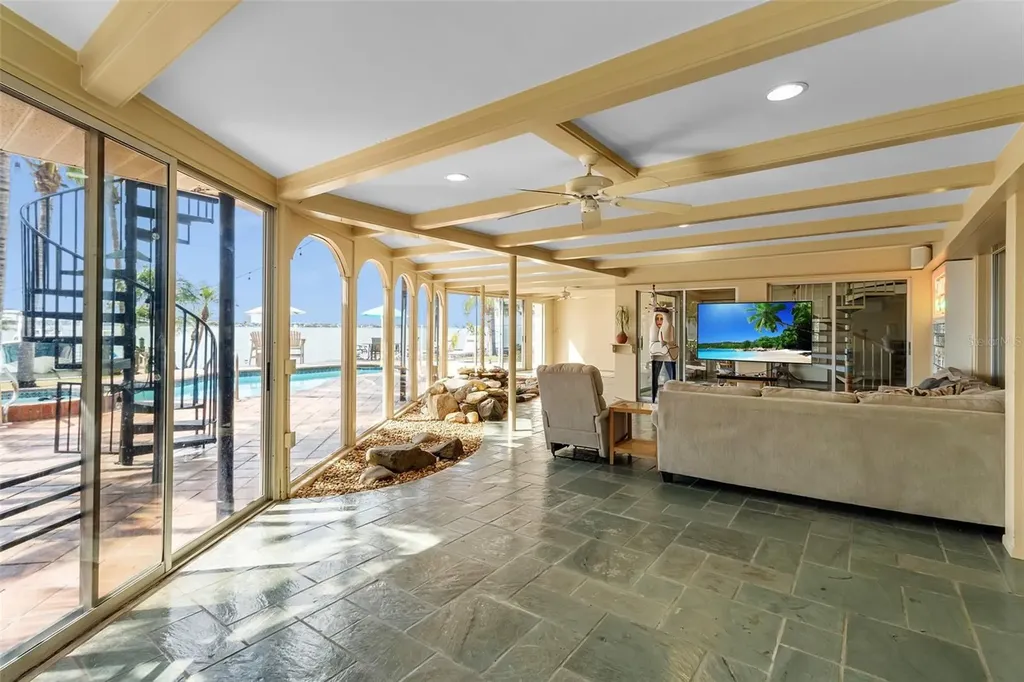 1504 S Lodge Drive Sarasota FL 34239