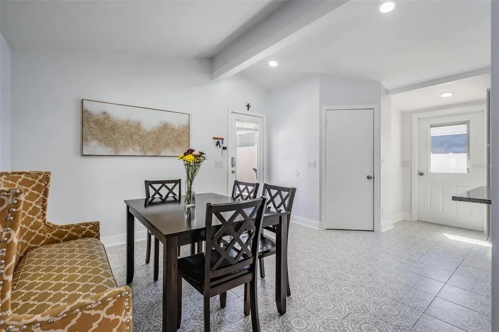 7307 N Highland Avenue Tampa FL 33604