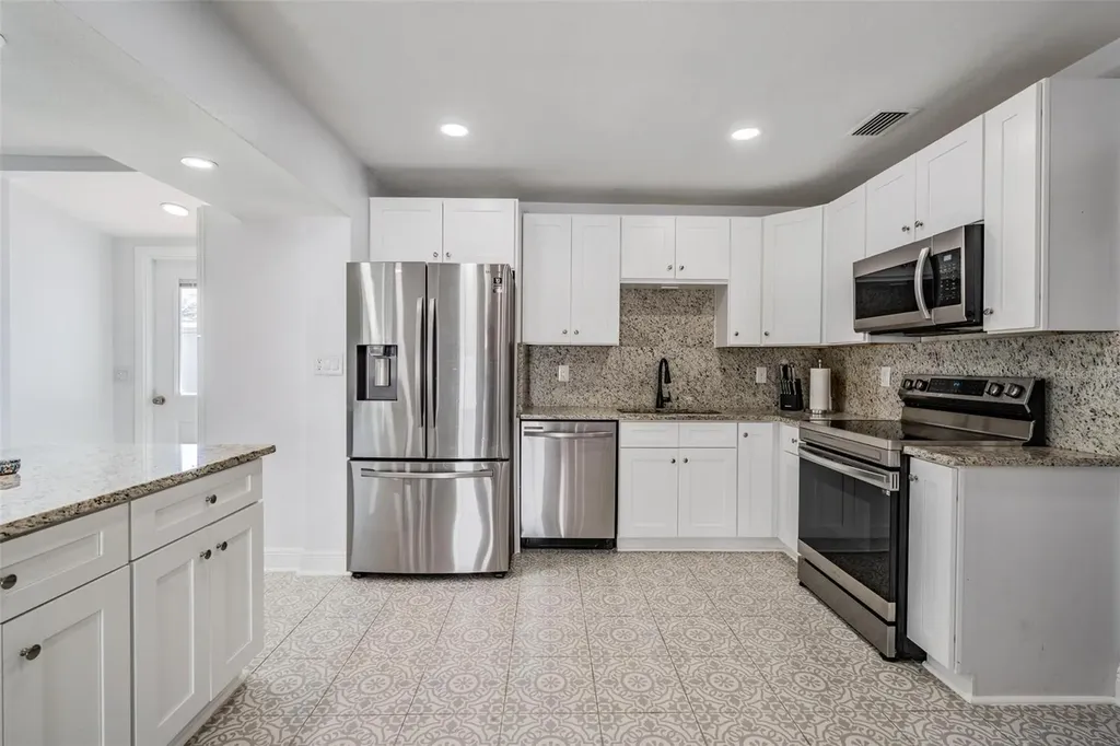 7307 N Highland Avenue Tampa FL 33604