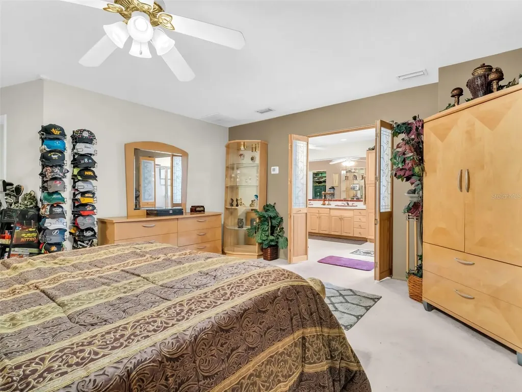 3061 Alt 19 Palm Harbor FL 34683