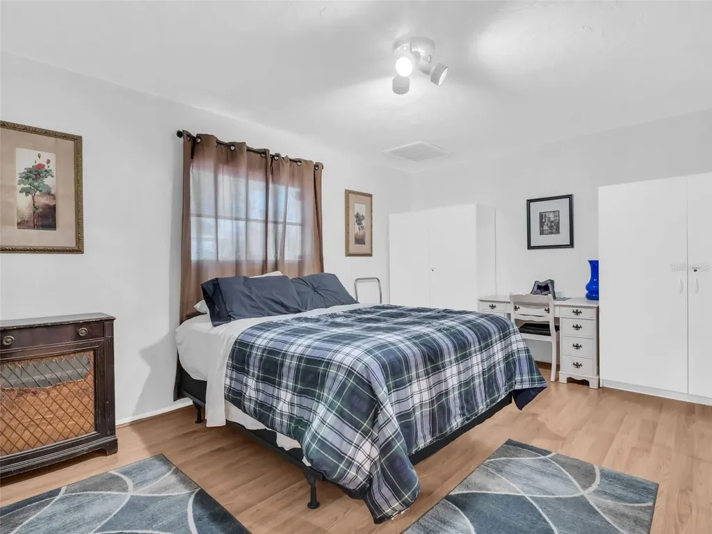 3061 Alt 19 Palm Harbor FL 34683