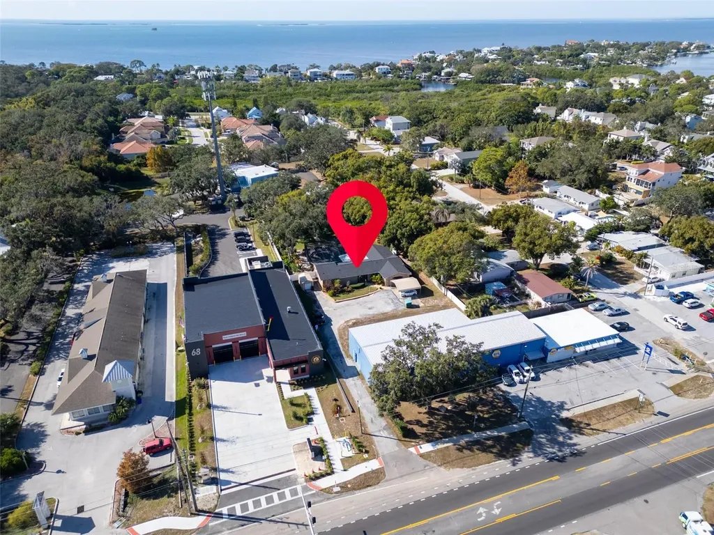 3061 Alt 19 Palm Harbor FL 34683