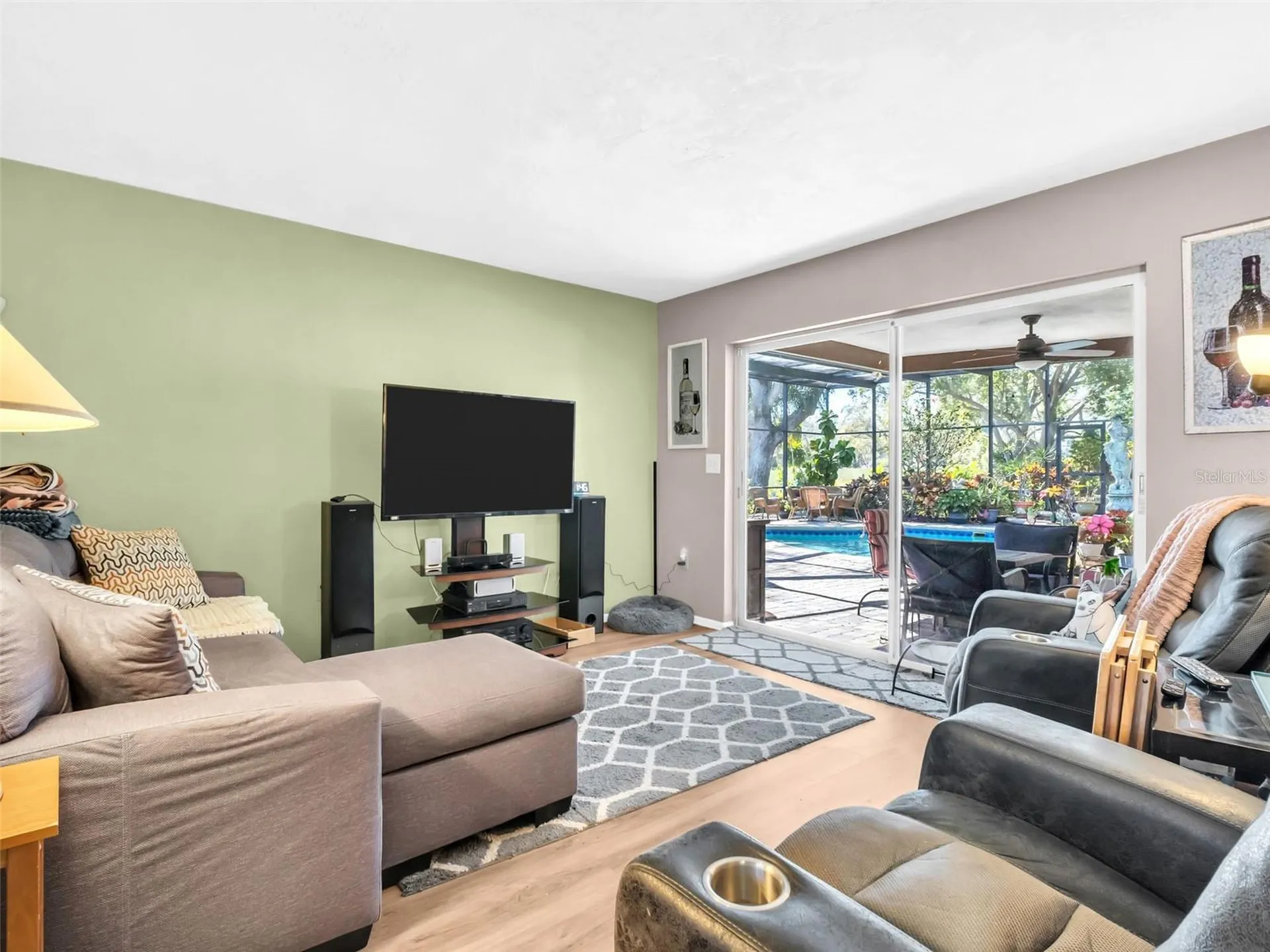 3061 Alt 19 Palm Harbor FL 34683