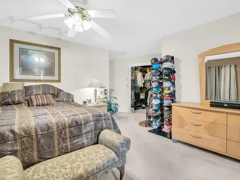 3061 Alt 19 Palm Harbor FL 34683