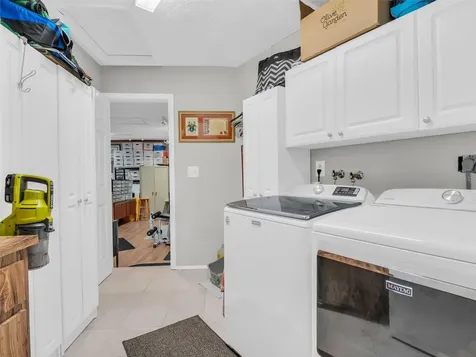 3061 Alt 19 Palm Harbor FL 34683