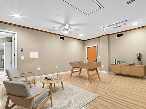 3061 Alt 19 Palm Harbor FL 34683