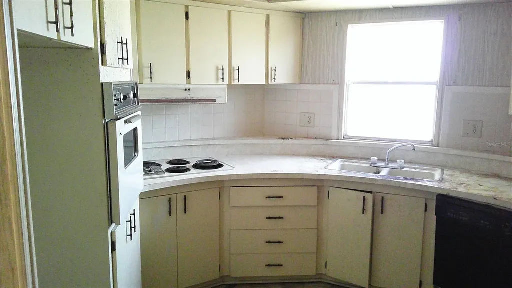 6710 36th Avenue E Palmetto FL 34221