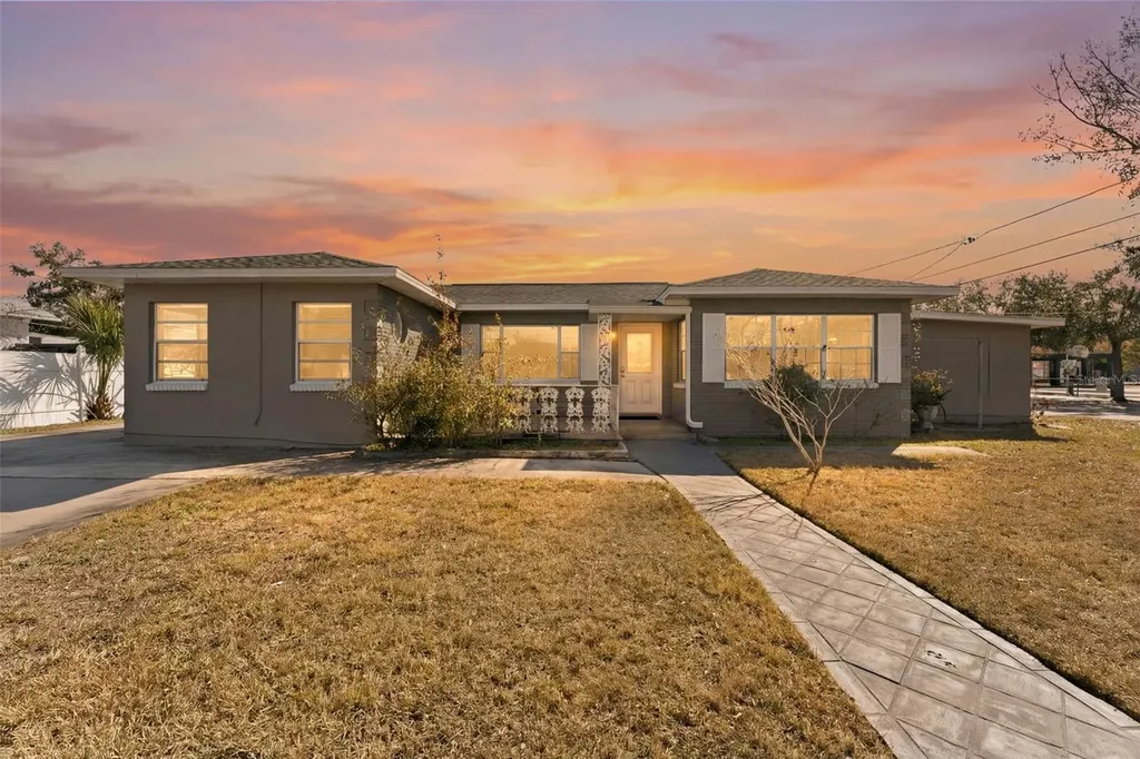 2526 W Cordelia Street Tampa FL 33607
