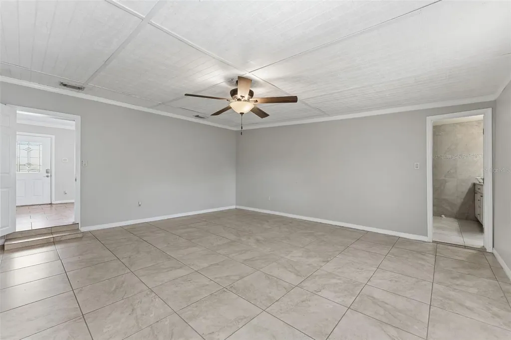 2526 W Cordelia Street Tampa FL 33607
