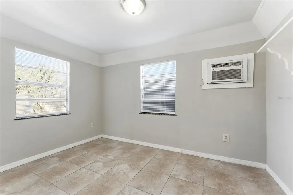 2526 W Cordelia Street Tampa FL 33607