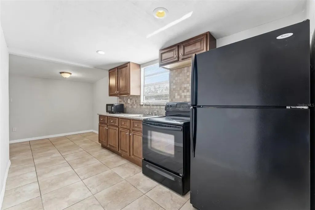 2526 W Cordelia Street Tampa FL 33607