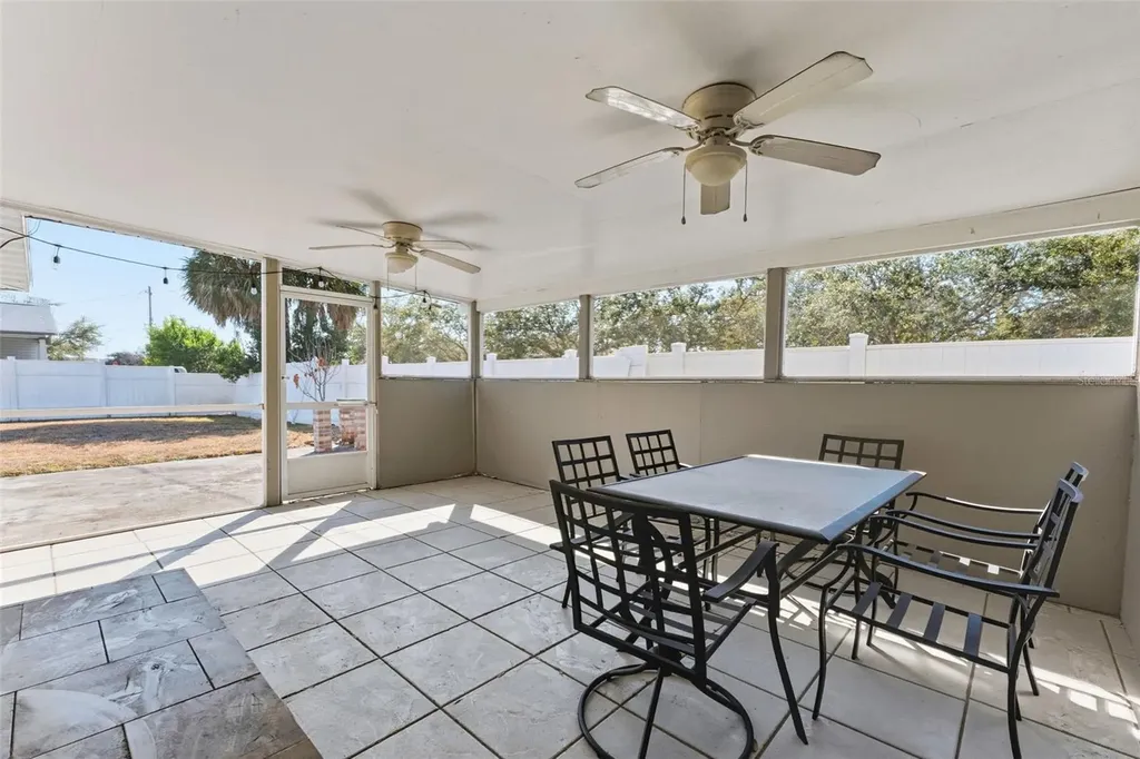 2526 W Cordelia Street Tampa FL 33607
