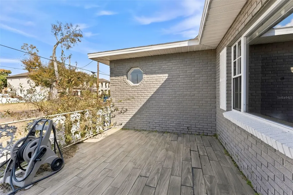 2526 W Cordelia Street Tampa FL 33607