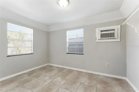 2526 W Cordelia Street Tampa FL 33607