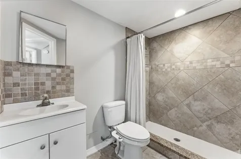 2526 W Cordelia Street Tampa FL 33607
