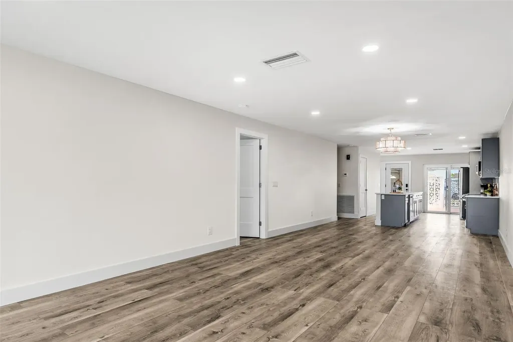 651 Boca Ciega Point Boulevard S St Petersburg FL 33708