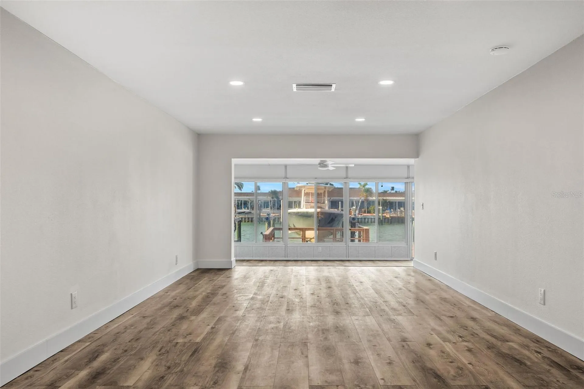 651 Boca Ciega Point Boulevard S St Petersburg FL 33708