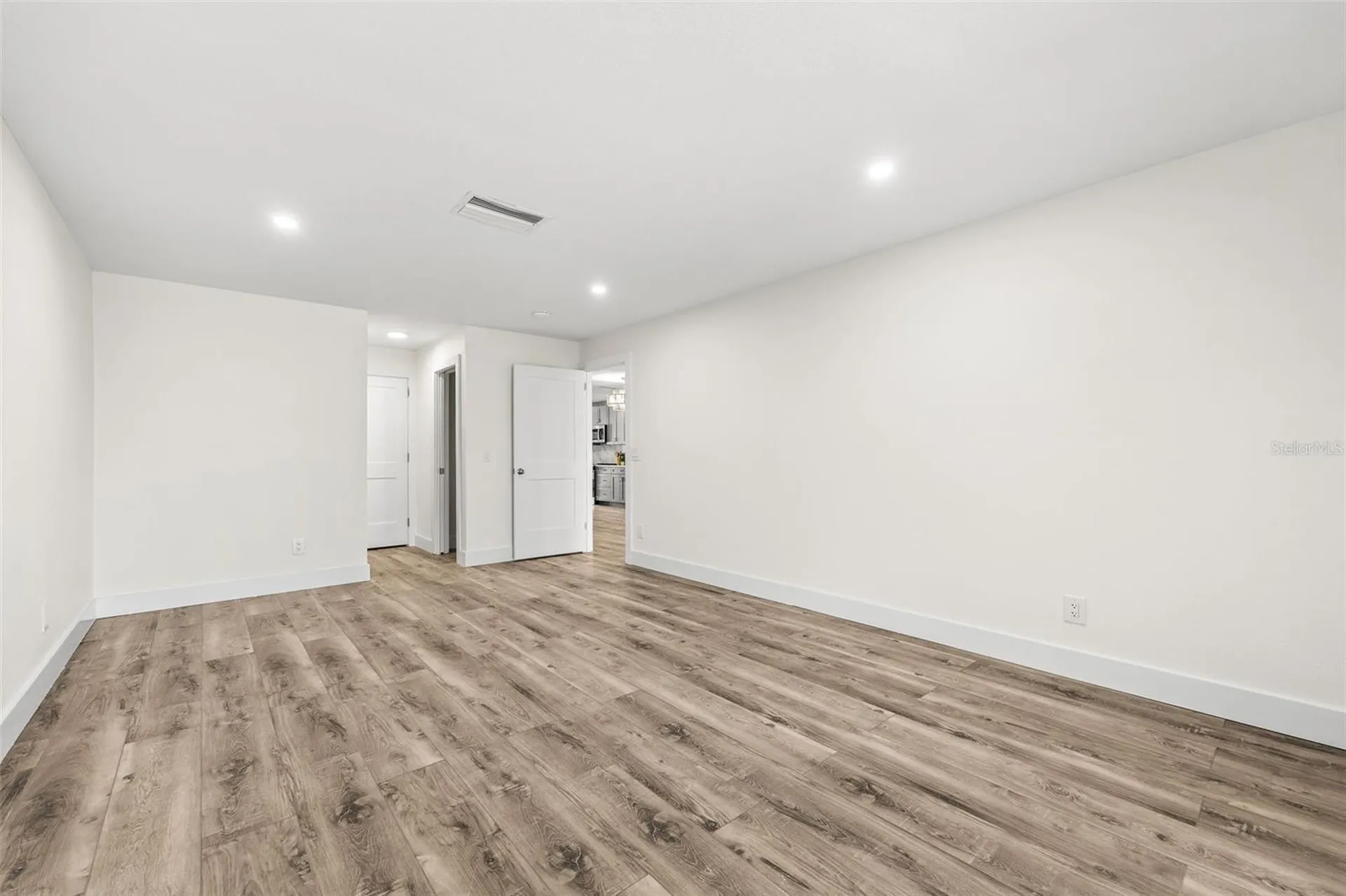 651 Boca Ciega Point Boulevard S St Petersburg FL 33708