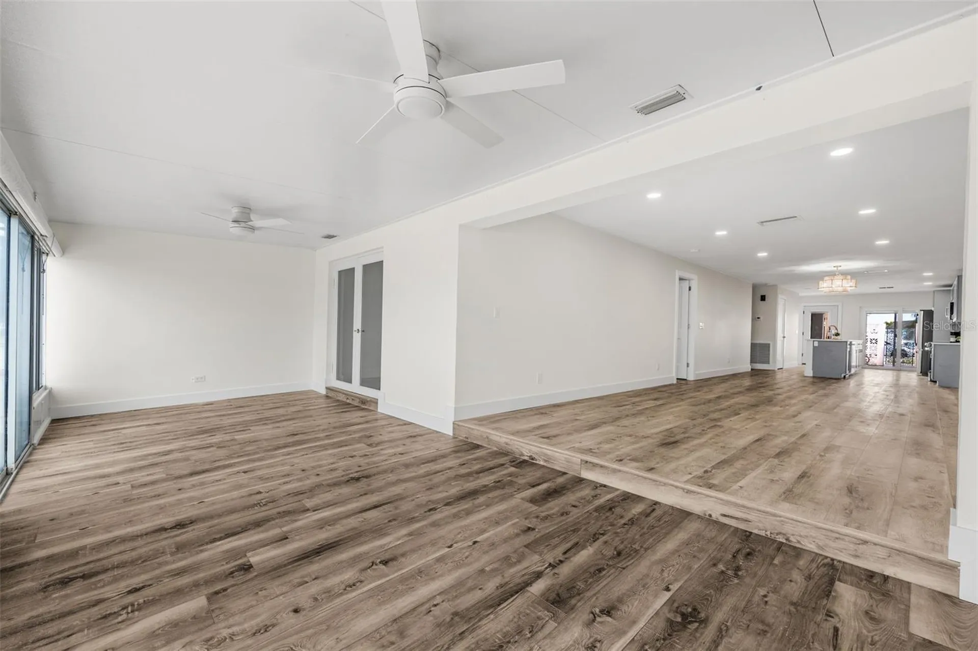 651 Boca Ciega Point Boulevard S St Petersburg FL 33708