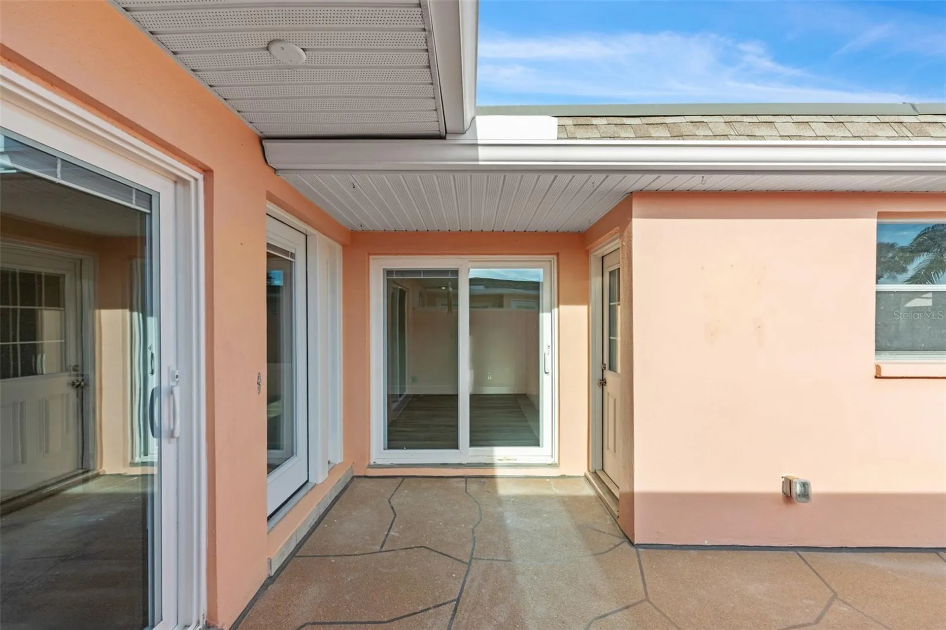 651 Boca Ciega Point Boulevard S St Petersburg FL 33708