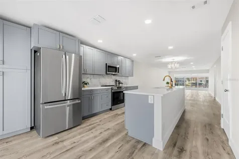 651 Boca Ciega Point Boulevard S St Petersburg FL 33708