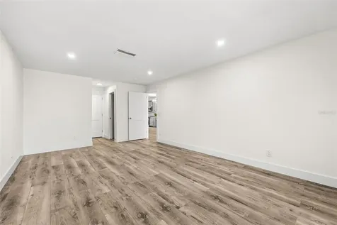 651 Boca Ciega Point Boulevard S St Petersburg FL 33708