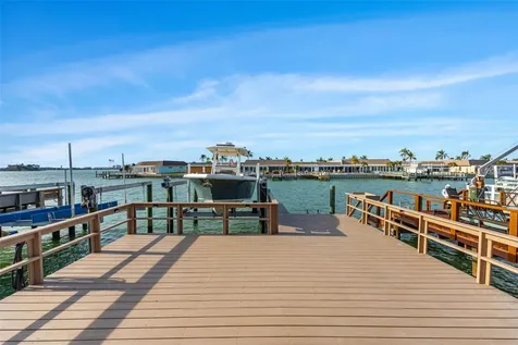 651 Boca Ciega Point Boulevard S St Petersburg FL 33708