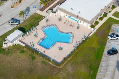 651 Boca Ciega Point Boulevard S St Petersburg FL 33708