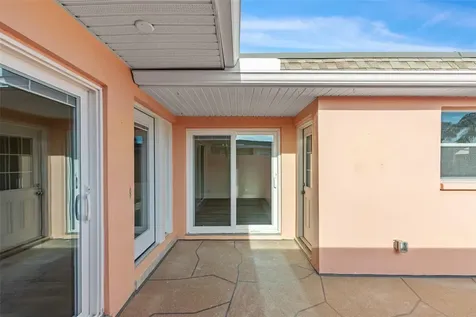 651 Boca Ciega Point Boulevard S St Petersburg FL 33708
