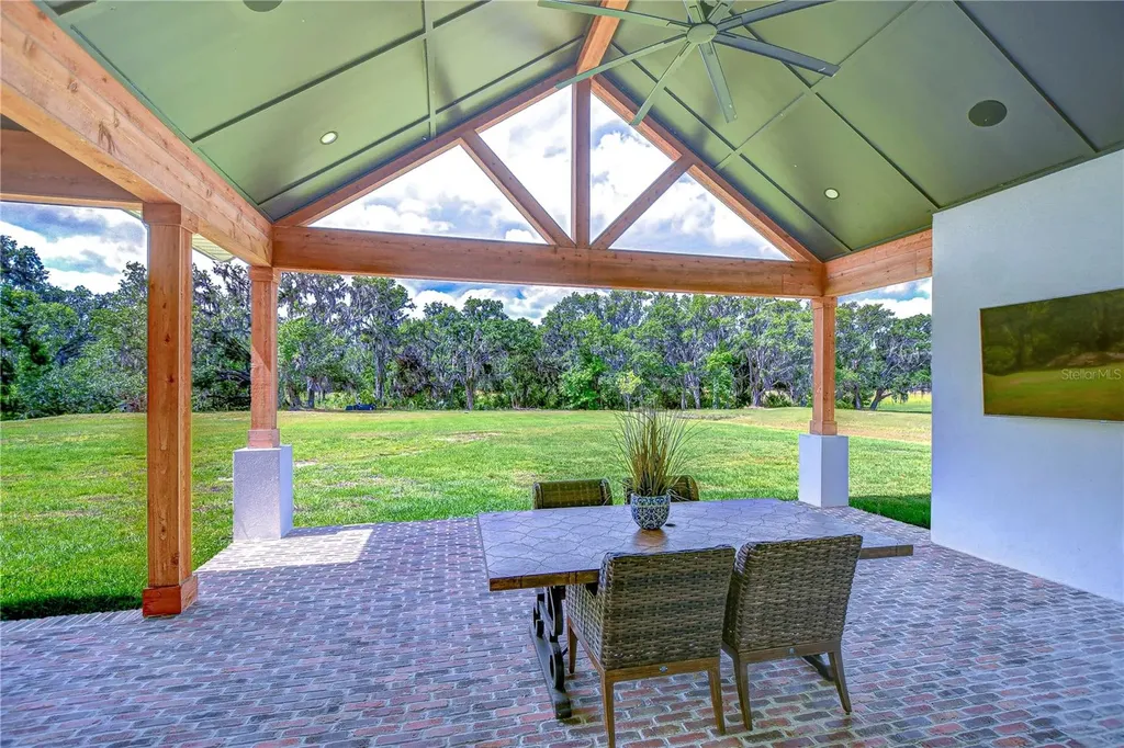 111 Alafia Estates Lane Lithia FL 33547
