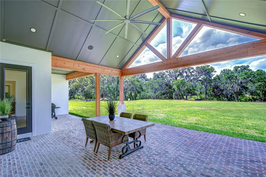 111 Alafia Estates Lane Lithia FL 33547