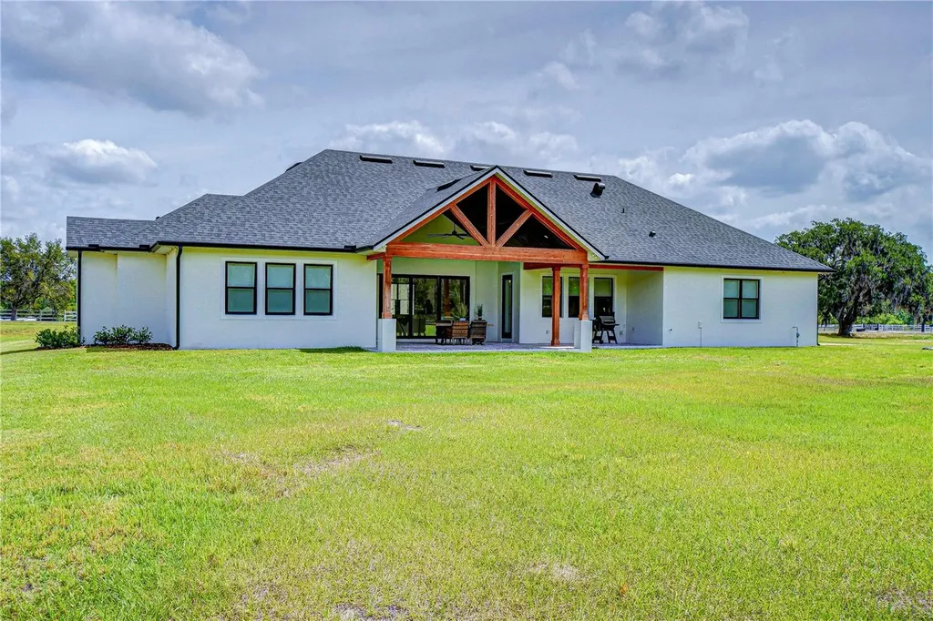 111 Alafia Estates Lane Lithia FL 33547
