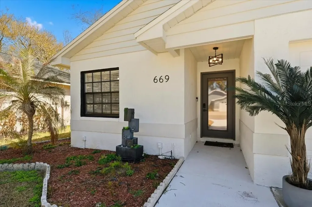 669 Eagle Run Lakeland FL 33809