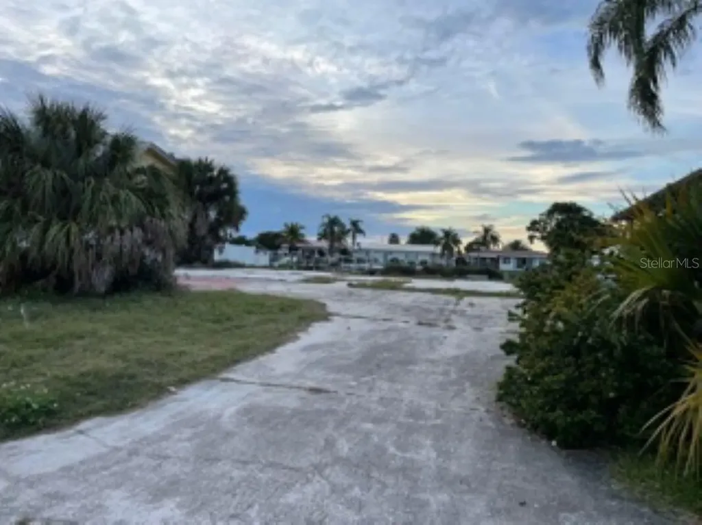 5008 Ensign Loop New Port Richey FL 34652