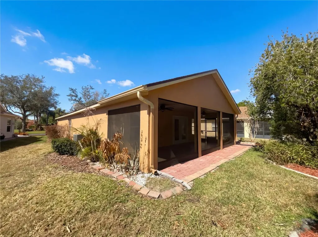 396 Grand Canal Drive Kissimmee FL 34759
