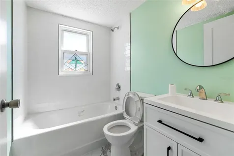 1153 Rue Des Rois South Pasadena FL 33707