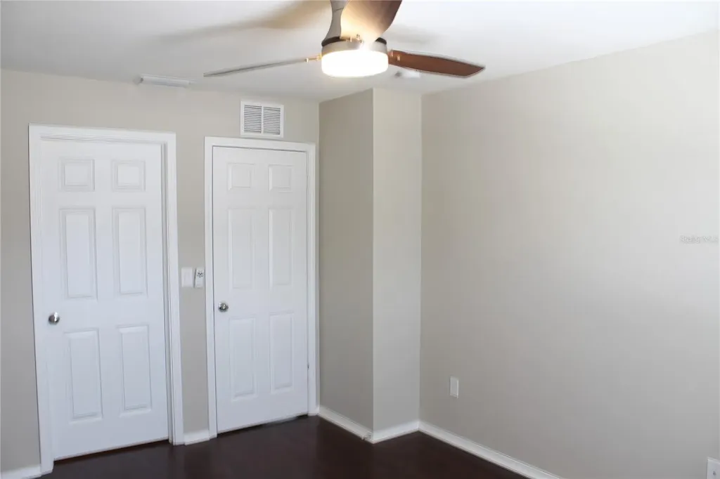 4906 White Sanderling Court Tampa FL 33619