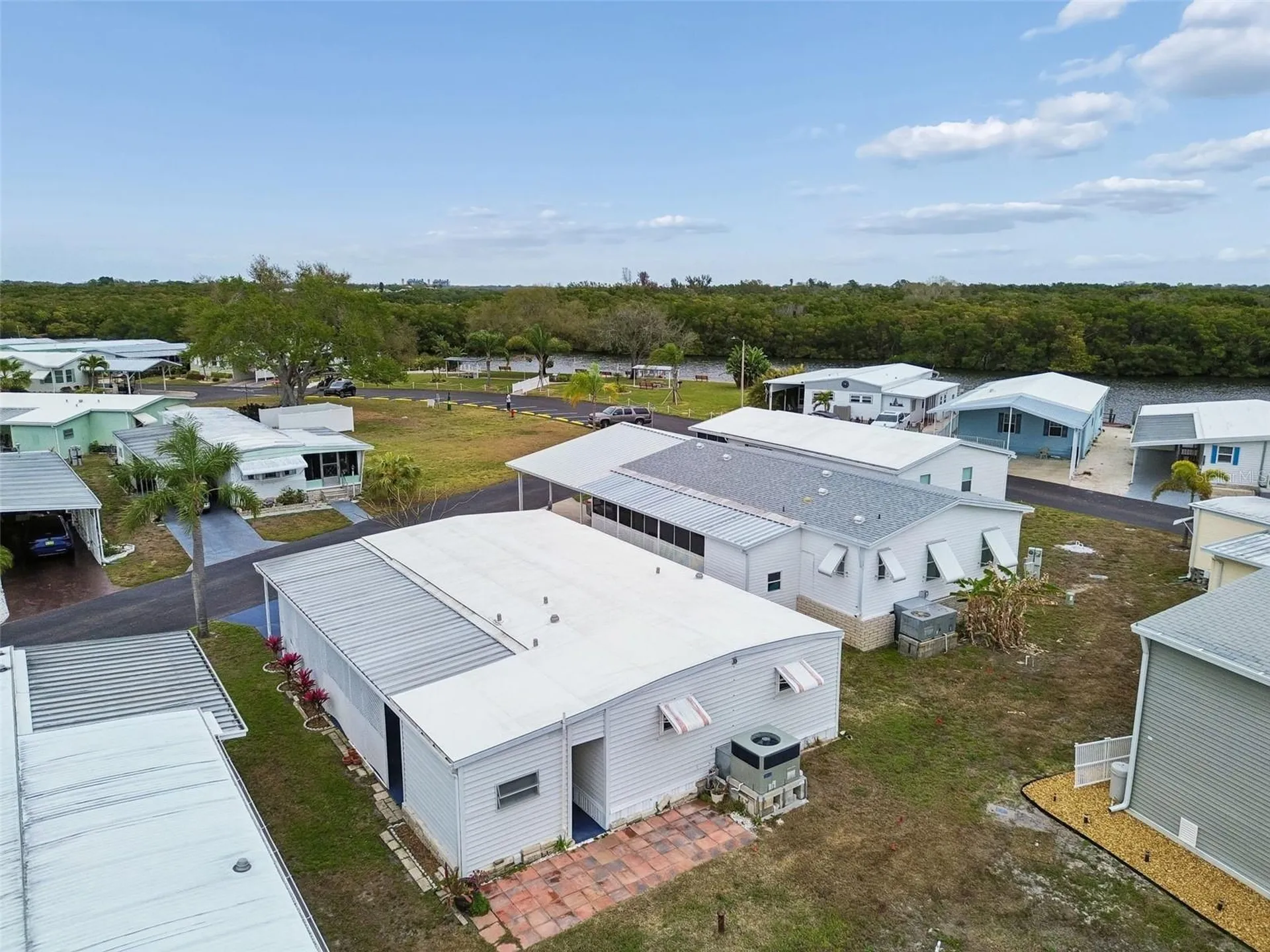 678 Mount Madison Avenue NE St Petersburg FL 33702