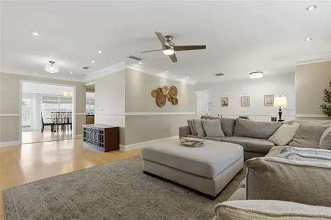 3827 Sugar Lane Sarasota FL 34235