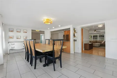 3827 Sugar Lane Sarasota FL 34235