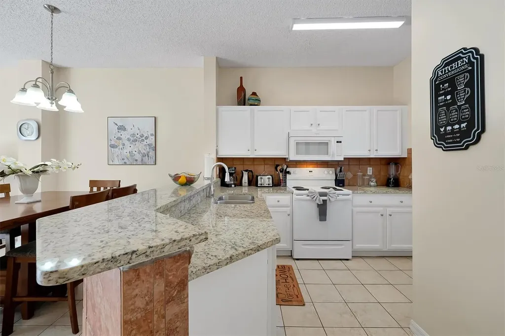 2727 Sun Key Place Kissimmee FL 34747